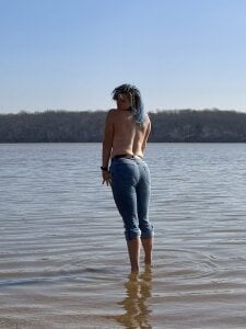 Lake Break 💦 SNEAKY PEEK de rosiebuddy  2 Imagens