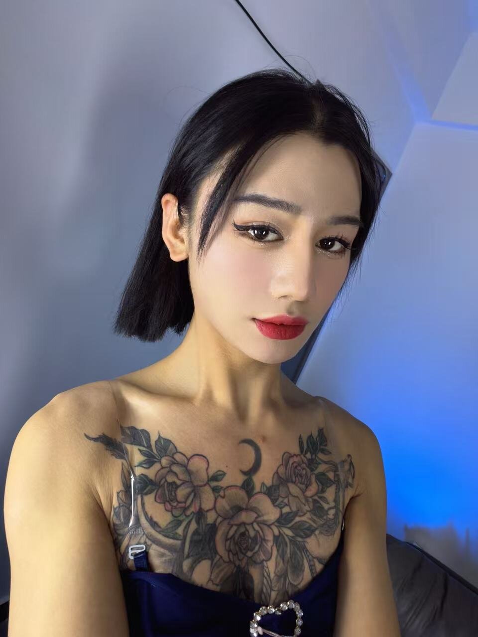 24歳中国美女Rainbow-sweet