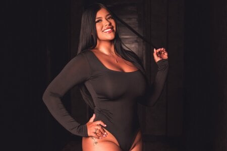 LUNATAYLORS Happy March guys Pic