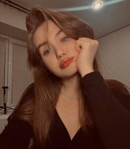 NecoleRemondini Daily Glow Pic 4