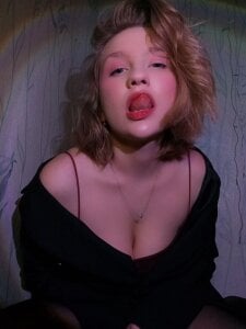 pr_In_cess_ do you like my mouth? Pic 3