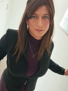 HotLauraTV Public Pic 3