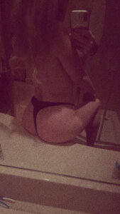 missdecembergray Throwback Photos Pic 6