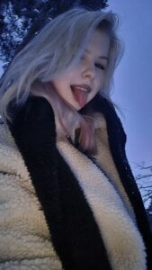 LynetHakes winter dream Pic 2