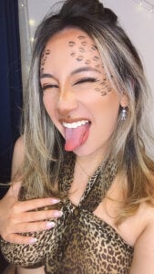 Gabby_cruz_ Gatita miau Pic 4