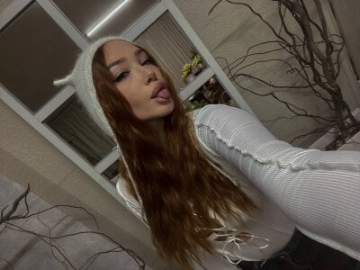 LisofitaMe a little bit life contect Bild 5