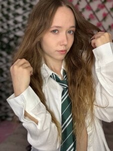 Petite_PollyのShe was the baddest student📚の 4枚の写真