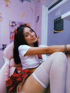 Baby_roxxie School Kuva