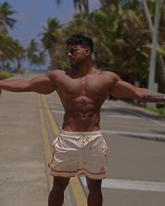 CallumMusclePublic照片 5