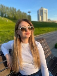 ElizzaBed Public Pic 3