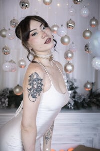 SaharaKramer Happy New Year 🎆 Pic