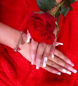 Violettacastello12 Enjoy my feet Pic 2