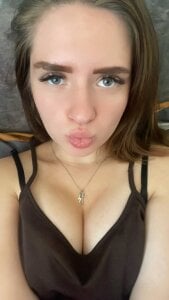 GreatMolly Public Pic 7