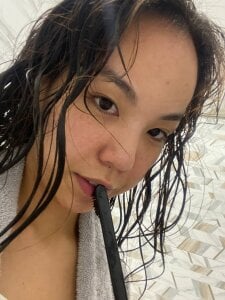 FreedaKulow do you like my eyes?💘 Pic 5