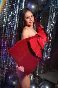 Sheilly_brown Your best gift with a red bow 🎀 Pic 3