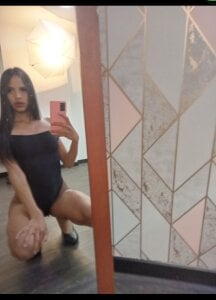 Public od KendallArdent  3 snímek