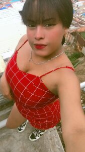 ElliePhillips Public Pic 8