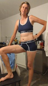 LaurieAmber Public Pic 4