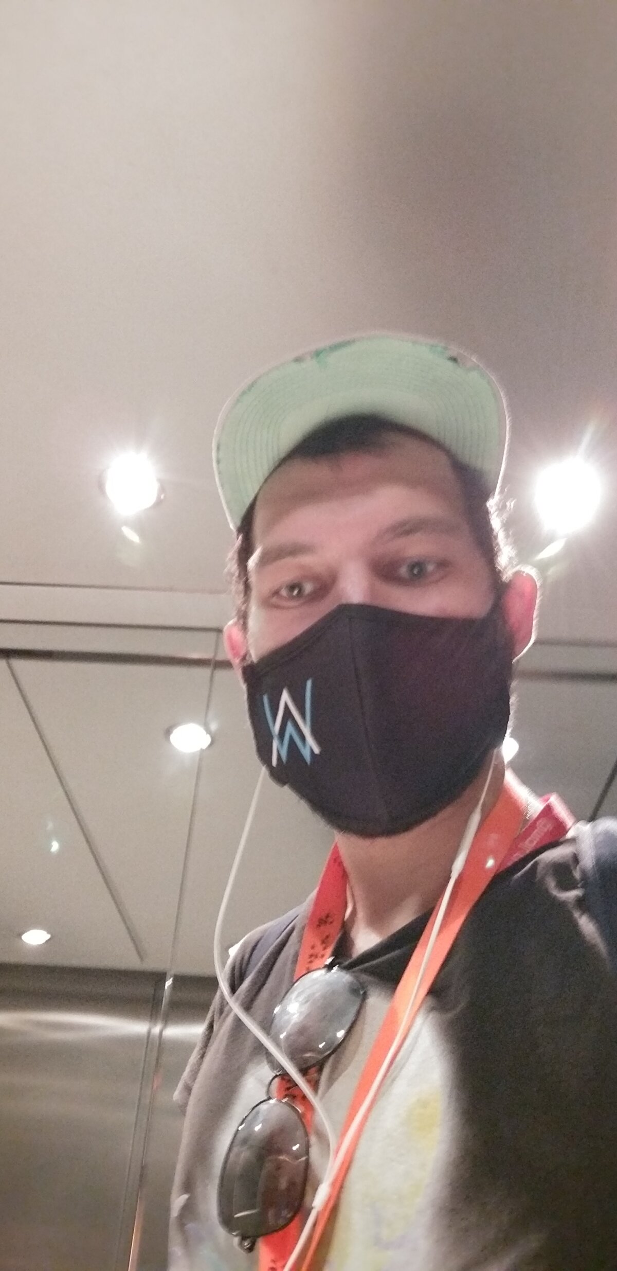 MAXBISEX777931 热门图片 4976