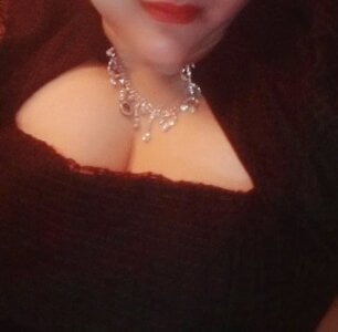 TiffinyLaz Public Pic