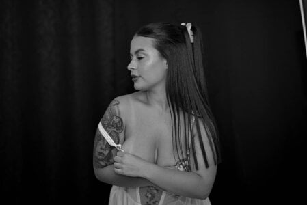 Cherry_Baddie Public Pic 2