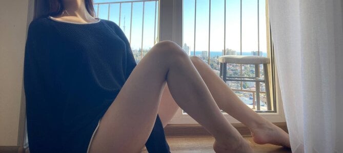 CutieWorm Peaacefull Window Bilde