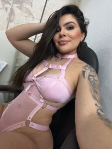 ZafiraRusso pinky🩷 Pic 2