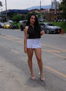 im_Artemisaa Public Pic 3