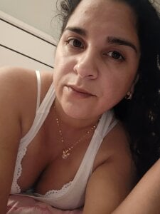 SoyBHP Sólita en mi habitación 😕🌹 Foto 2