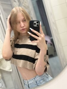 LynneHaviland Catch my gaze if you can Pic