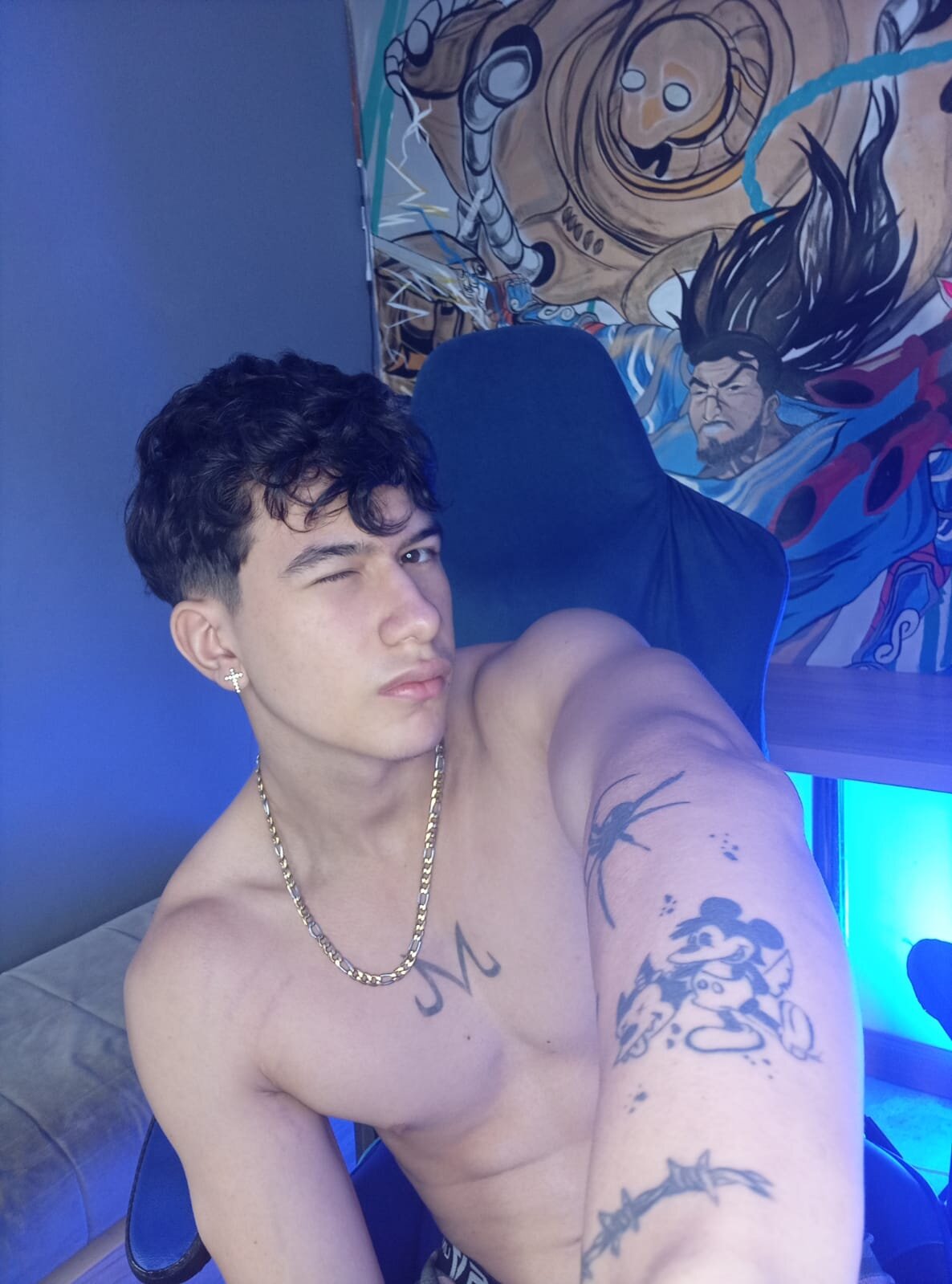 Criss_Adams Trending Pic 2004