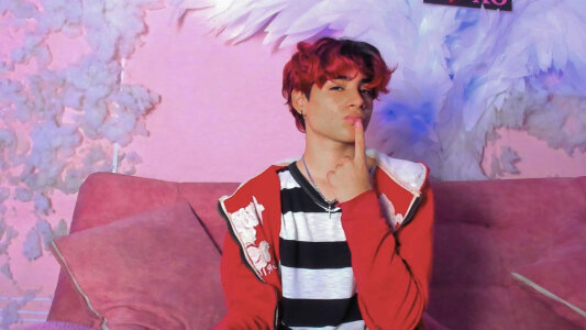 Angel in red de Leo_Glow  3 photos