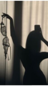 YourGirl_Peach Public Pic 6