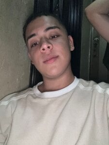 Erick_craig Welcome to my room 👋 Foto 5