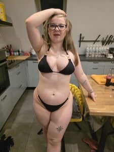 Me in Bikini od Little-Aylin  9 snímek