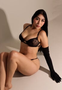 emyli_sam Beauty, curves and a lot of temptation🥰 Kuva 7