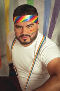 MichaelBear_ PRIDE 🏳️‍🌈❤️🧡💛💚🩵💜 Pic 4