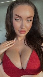 your_bustygirl Public Pic 4