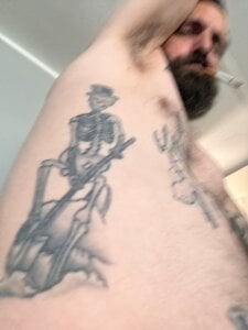 dicken_sider Me just chilling Pic 9