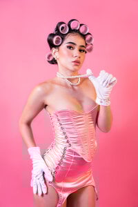 Arii_moon 🤍 Tender curves made to be adored. Pic 3