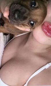 EvaBrown_ Public Bilde 4