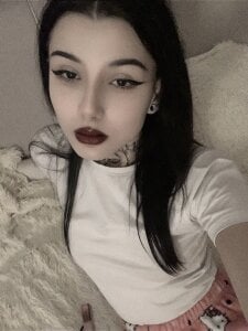 Donna_Hicks Public Pic 2