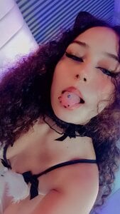 LitzyLogan Your horny kitten wants you to fuck her really good Pic 8