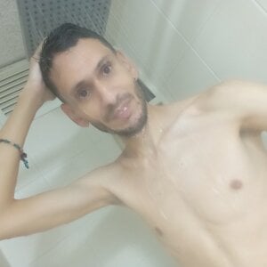 Andres_J4 Andres_J4 Shower صورة واحدة|Andres_J4 Andres_J4 Shower صورتان|Andres_J4 Andres_J4 Shower  صور|Andres_J4 Andres_J4 Shower  صورة