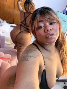 rachell_queen_: new black lingerie🖤 ( 2 фото)