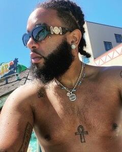 MilkyMontana Public Pic