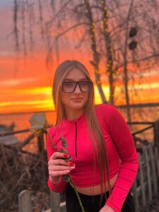 LynnaHawksfPublic图片