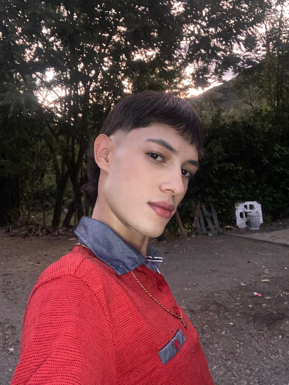 Alexxus_Smith immagine di tendenza 5143