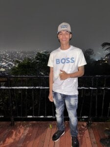 Welcome to my room 👋 de Frayhot777  2 Imagens