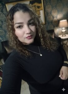 karoogonzalez Public Hình 5